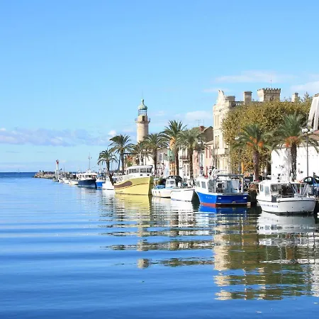 Ulysse Port De By Interhome Apartment